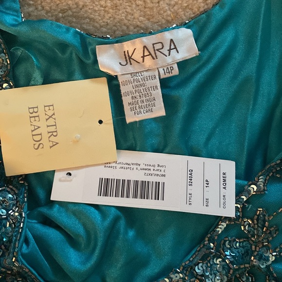 J Kara NWT and extra beads formal dress - Picture 11 of 12